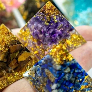 Healing & Energy-Boosting Crystal Pyramid